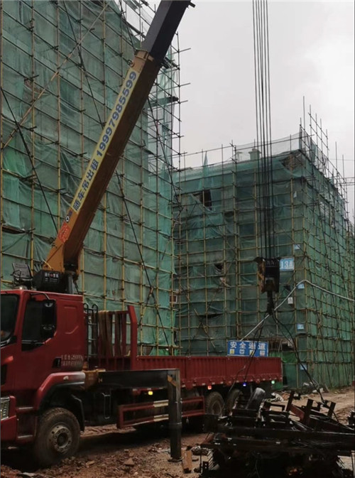 顺义区“慢工细活”—— 吊车的 “微动控制” 技术